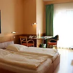 An Der Persiluhr Stadt-gut-hotel 3* Lünen