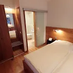 酒店 泊斯鲁尔城市友好酒店