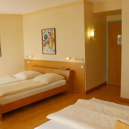 An Der Persiluhr Stadt-gut-hotel