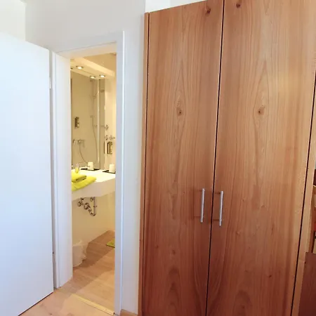 An Der Persiluhr Stadt-gut-hotel リューネン