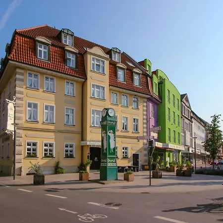 An Der Persiluhr Stadt-gut-hotel ホテル