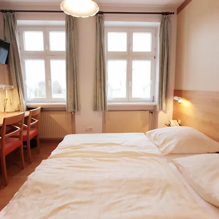 An Der Persiluhr Stadt-gut-hotel 3*