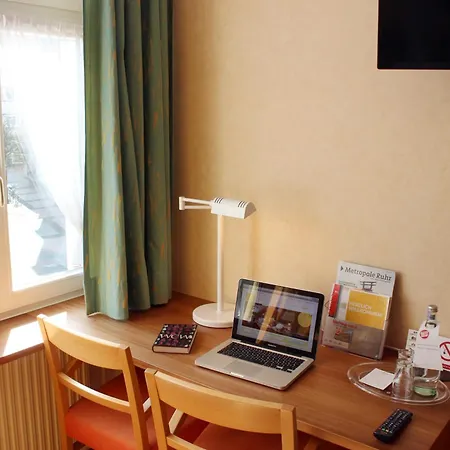 An Der Persiluhr Stadt-gut-hotel فندق 3*