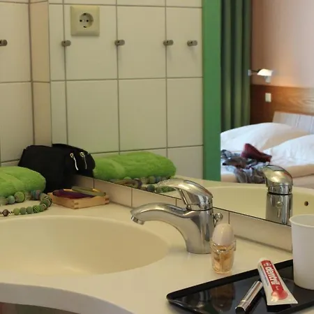 An Der Persiluhr Stadt-gut-hotel リューネン