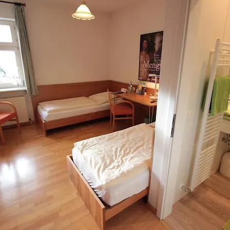 Hotel An Der Persiluhr Stadt-gut-hotel