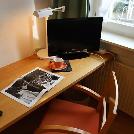 An Der Persiluhr Stadt-gut-hotel リューネン