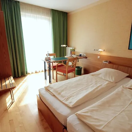 An Der Persiluhr Stadt-gut-hotel 3*