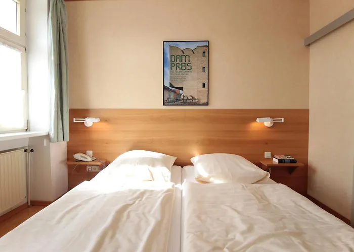 Hotel An Der Persiluhr Stadt-gut-hotel 3*