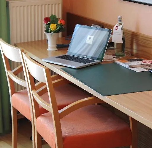 Hotel An Der Persiluhr Stadt-gut-hotel Lünen