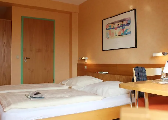 An Der Persiluhr Stadt-gut-hotel 3* Lünen