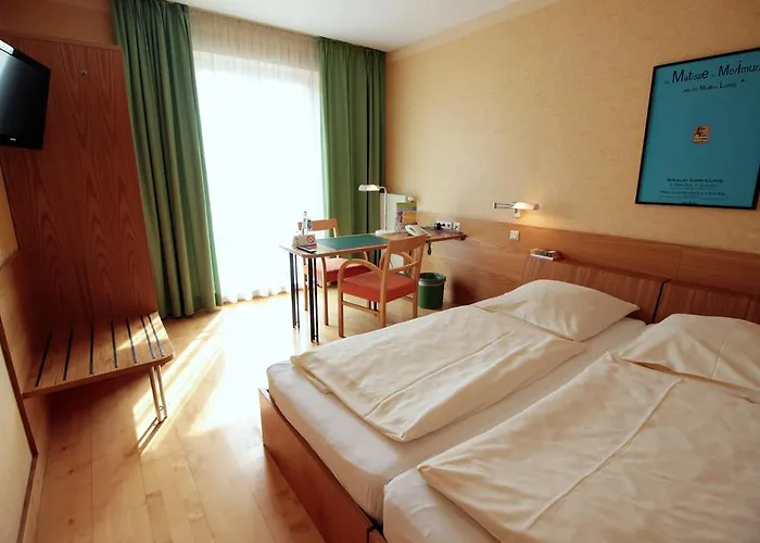 An Der Persiluhr Stadt-gut-hotel 3*